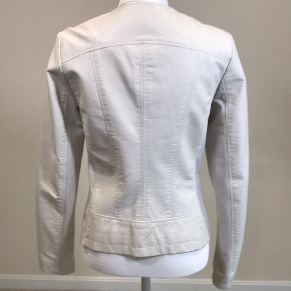 Kenneth Cole Off White Jacket - Picture 3 of 6